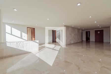 Sala - Comedor de apartamento para alugar com 3 quartos, 280m² em Hacienda de Las Palmas, Naucalpan de Juárez