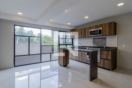 Sala - Cocinade Apartamento con 1 recámara, 56m² Lomas del Chamizal