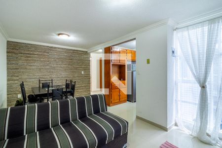 Sala - Comedor de apartamento para rentar con 2 recámaras, 56m² en Calle 2