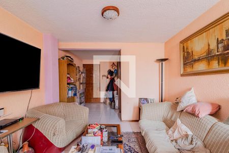 Sala - Comedor de apartamento con 3 recámaras, 68m² en Calzada Del Hueso