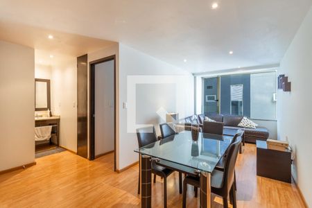 Sala - Comedorde Apartamento con 1 recámara, 50m² Reforma Social