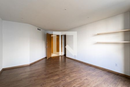 Suite 1 de apartamento para rentar con 3 recámaras, 438m² en Bosque de Radiatas