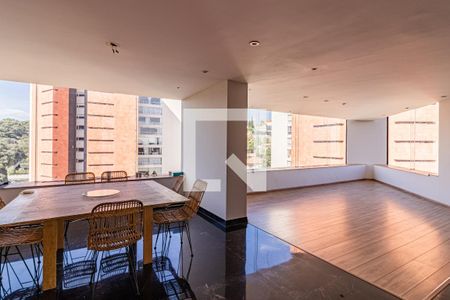 Sala - Comedor de apartamento para alugar com 3 quartos, 680m² em Bosques de Las Lomas, Ciudad de México