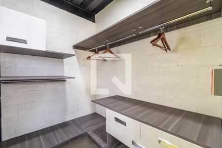 Clóset de apartamento para alugar com 1 quarto, 54m² em Bosques de Tarango, Ciudad de México