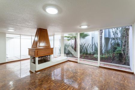 Sala - Comedor de casa para alugar com 5 quartos, 350m² em Ampliacion Los Alpes, Ciudad de México