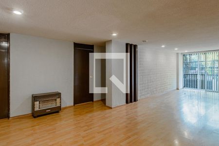 Sala - Comedor de apartamento con 3 recámaras, 150m² en Jorge Bernard Shaw