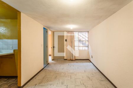 Sala - Comedor de Apartamento con 3 recámaras, 55m² Colina del Sur