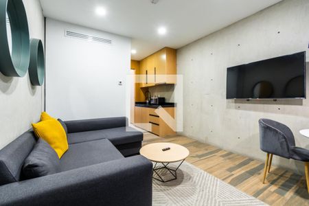 Sala - Comedor  de apartamento con 1 recámara, 39m² en Carlos B. Zetina