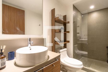 Baño 1 de apartamento para alugar com 2 quartos, 110m² em Paseo de Las Lomas, Ciudad de México