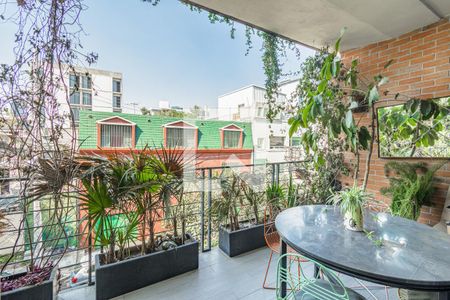 Balcónde Apartamento con 3 recámaras, 200m² Roma Norte