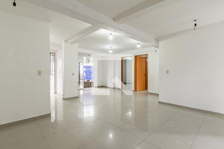 Sala - Comedor de apartamento con 2 recámaras, 102m² en José Toribio Medina