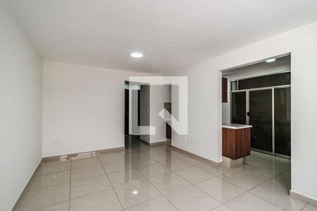 Sala - Comedor de apartamento con 2 recámaras, 72m² en Calzada Ignacio Zaragoza