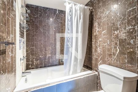 Baño suite de apartamento para alugar com 2 quartos, 85m² em Hipódromo, Ciudad de México