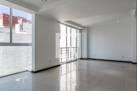 Sala - Comedor  de apartamento para rentar con 3 recámaras, 120m² en Avenida Eugenia