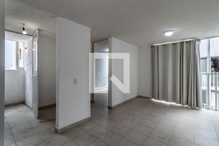 Sala - Comedor  de apartamento para rentar con 2 recámaras, 56m² en Calle 6
