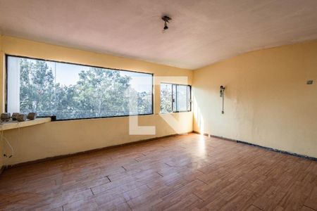 Sala - Comedor  de apartamento para rentar con 1 recámara, 60m² en Loma Del Convento