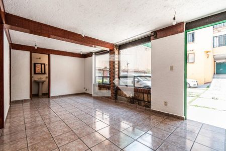 Sala - Comedor  de apartamento para rentar con 2 recámaras, 60m² en Calle Emiliano Zapata