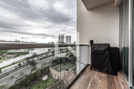 Balcón  de apartamento para alugar com 3 quartos, 210m² em Bosque Real Country Club, Tlalnepantla de Baz
