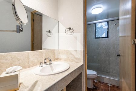 Baño de apartamento para alugar com 1 quarto, 70m² em Lomas de Chapultepec, Ciudad de México