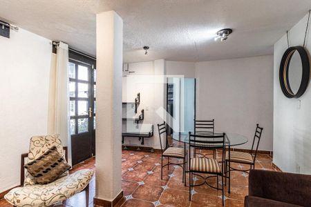 Sala - comedor de apartamento para alugar com 1 quarto, 70m² em Lomas de Chapultepec, Ciudad de México