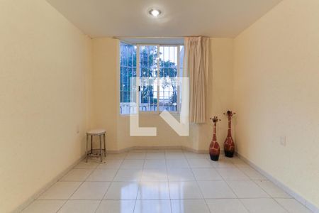 Sala - Comedor de apartamento para alugar com 2 quartos, 75m² em Paraje 38, Ciudad de México