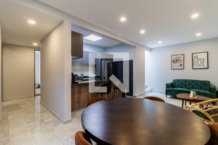 Sala - Comedor  de apartamento para alugar com 2 quartos, 88m² em Roma Norte, Ciudad de México
