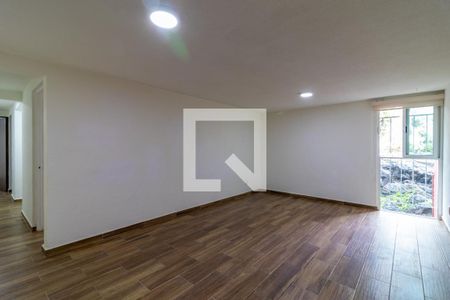Sala - Comedor  de apartamento para alugar com 3 quartos, 80m² em Pedregal de Carrasco Sección 5ta, Ciudad de México