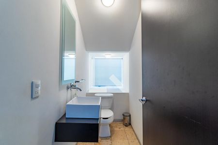 Medio Baño  de apartamento para alugar com 3 quartos, 190m² em San Ángel, Ciudad de México