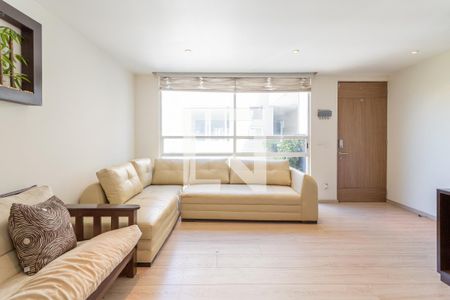 Sala - Comedor  de apartamento para alugar com 2 quartos, 95m² em Tizapán, Ciudad de México