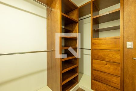 Clóset de suite 1 de apartamento para alugar com 3 quartos, 168m² em Tabacalera, Ciudad de México