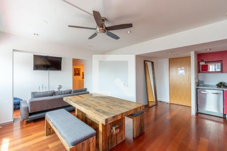 Sala - Comedor  de apartamento para alugar com 2 quartos, 120m² em Ampliación Granada, Ciudad de México