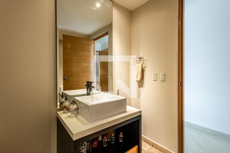 Medio baño 1 de apartamento para alugar com 2 quartos, 260m² em Lomas Del Chamizal, Ciudad de México