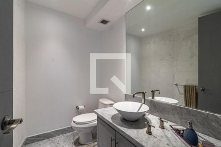Medio baño  de apartamento para alugar com 3 quartos, 330m² em Federal Burocratica, Naucalpan de Juárez