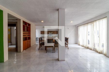 Sala - Comedor  de casa de condomínio para alugar com 4 quartos, 200m² em Rosa Torres, Ciudad de México