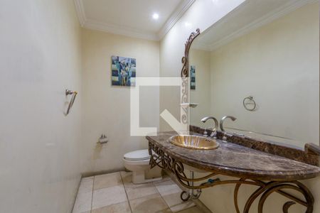 Medio baño  de casa para alugar com 3 quartos, 1400m² em Bosque de Las Lomas, Ciudad de México