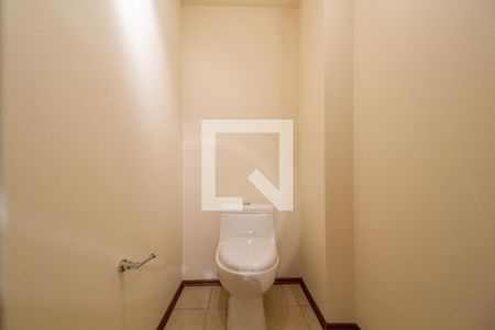 Medio Baño  de apartamento para alugar com 3 quartos, 200m² em Lomas Anahuac, Naucalpan de Juárez