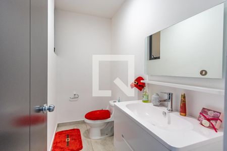 Medio baño de casa para alugar com 3 quartos, 240m² em Lago Esmeralda, Ciudad López Mateos