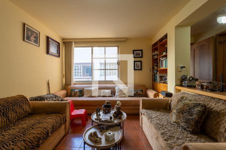 Sala de TV de casa de condomínio para alugar com 3 quartos, 375m² em Independencia Batan Norte, Ciudad de México