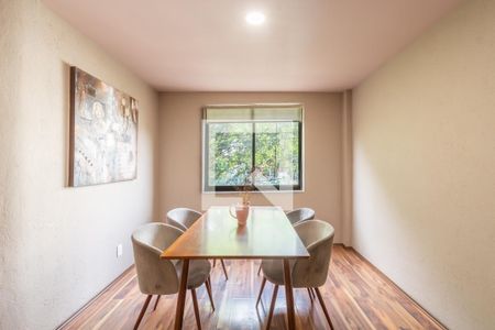 Sala - Comedor  de apartamento para alugar com 2 quartos, 100m² em Roma Norte, Ciudad de México