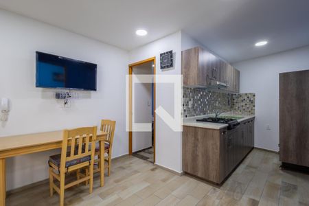 Sala - Comedor  de apartamento para alugar com 2 quartos, 60m² em San Bartolo El Chico, Ciudad de México