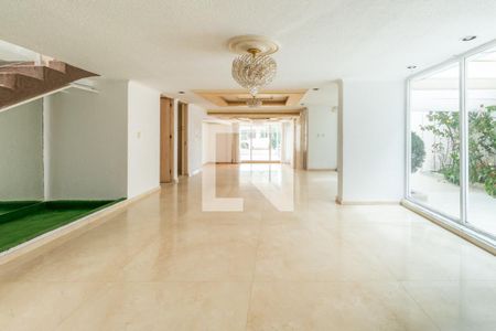 Sala - Comedor  de casa de condomínio para alugar com 4 quartos, 350m² em 032, Naucalpan de Juárez