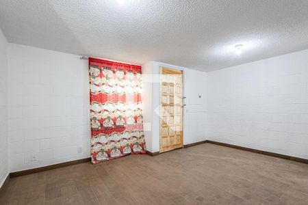 Sala - Comedor de apartamento para alugar com 2 quartos, 57m² em Cuchillas Del Moral Ii Y Iii, Ciudad de México