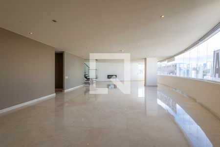 Sala - Comedor  de apartamento para alugar com 3 quartos, 300m² em Jesús Del Monte, Naucalpan de Juárez