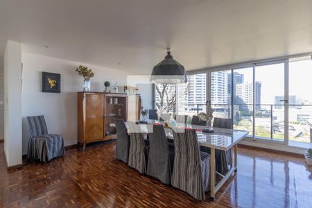 Comedor  de casa de condomínio para alugar com 5 quartos, 500m² em Lomas de Las Palmas, Naucalpan de Juárez