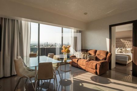 Sala - Comedor  de apartamento para alugar com 2 quartos, 150m² em Portales Oriente, Ciudad de México