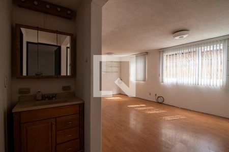 Sala - Comedor de apartamento para alugar com 2 quartos, 67m² em Tlalcoligia, Ciudad de México