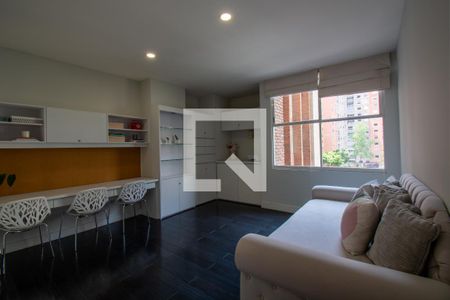 Sala de TV 1 de apartamento para alugar com 3 quartos, 300m² em Bosque de Las Lomas, Ciudad de México