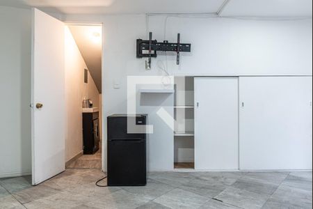 Sala - Comedor de apartamento para alugar com 1 quarto, 34m² em Jardines Del Pedregal de San Ángel, Ciudad de México