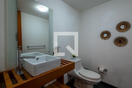 Medio baño  de apartamento para alugar com 3 quartos, 164m² em Bosque de Las Lomas, Ciudad de México