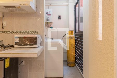 Cocina - Área servicio  de apartamento para alugar com 1 quarto, 60m² em Cuchilla de La Joya, Ciudad de México